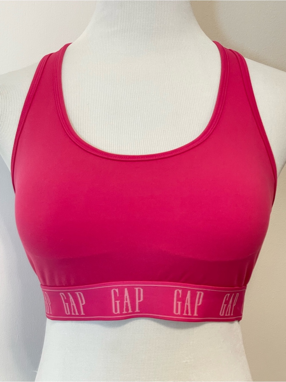 GapFit PowerMove T-Back Sports Bra Royal Fuchsia M